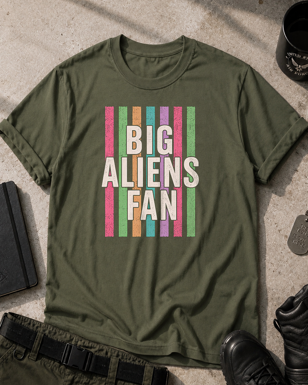 Big Aliens Fan T-Shirt